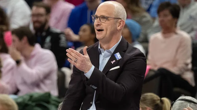 UConn routs Tennessee for largest loss in rivalry history