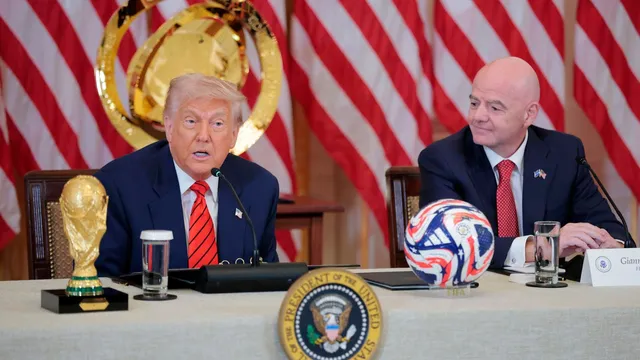 Gianni Infantino delays FIFA Congress after Middle East tour with Trump