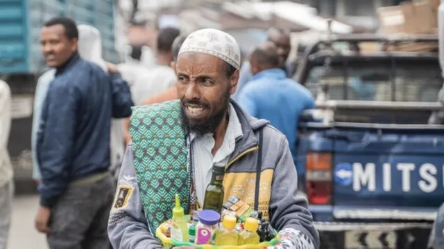 Ethiopia faces rising dress prices amid currency reform crisis
