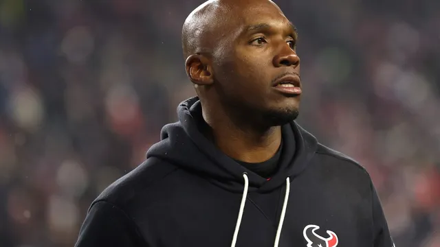 Cardi B defends Patriots after their playoff victory over Texans