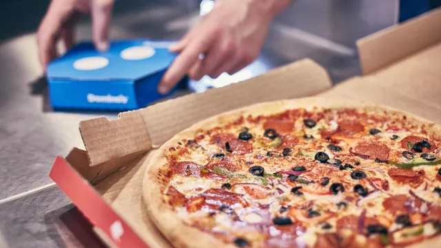 Domino's struggles as orders drop and profits plummet