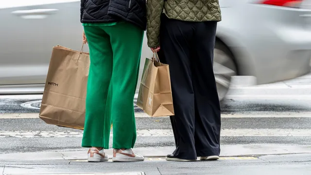 UK inflation drops to 2.8% ahead of key statement