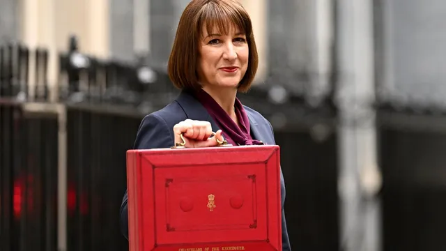 Labour's policies hinder UK economic recovery