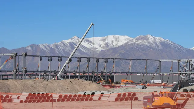 Sembcorp faces profit dip amid AI-driven energy demand