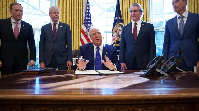 Trump hosts LNG summit in Alaska to boost energy cooperation