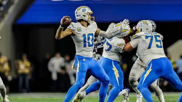 Jerry Jones considers changes after Cowboys' humiliating loss