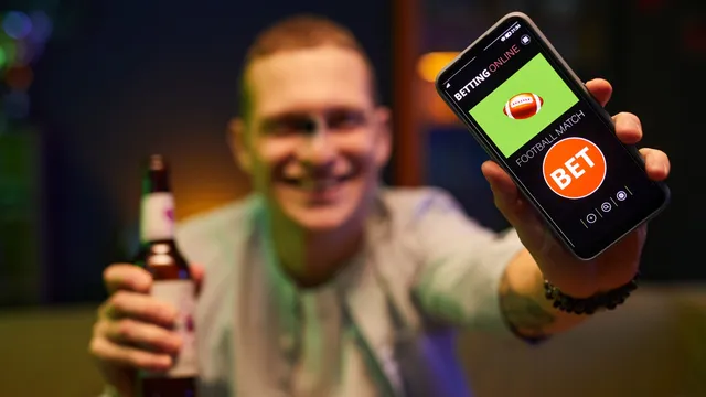 Patrick Mahomes warns players against gambling risks