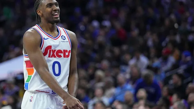 Tyrese Maxey leads Sixers with 43 points against the Lakers