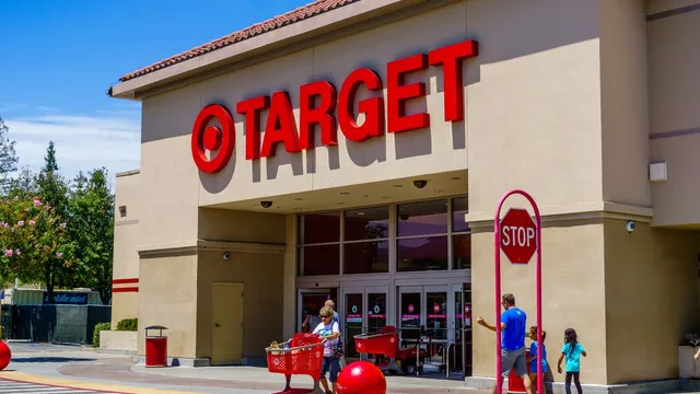 Target struggles as comparable sales decline again