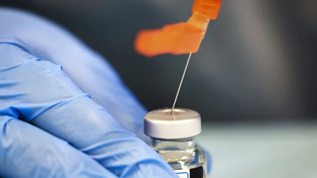Ontario doctor must repay $600,000 for alleged COVID-19 vaccination fraud