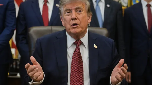 U.S. pauses airstrikes on Iran as diplomatic efforts intensify