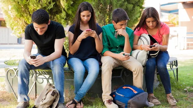 Alabama bans cellphone use in K-12 public schools