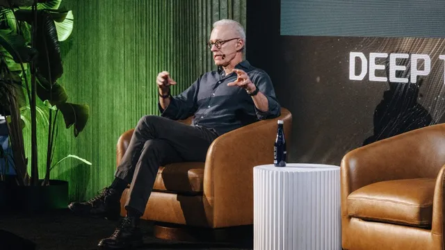 Kevin Ryan raises $335 million fund for early-stage investments