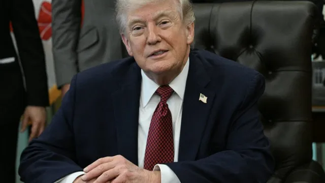 Federal government issues $166 billion in tariff refunds after court ruling