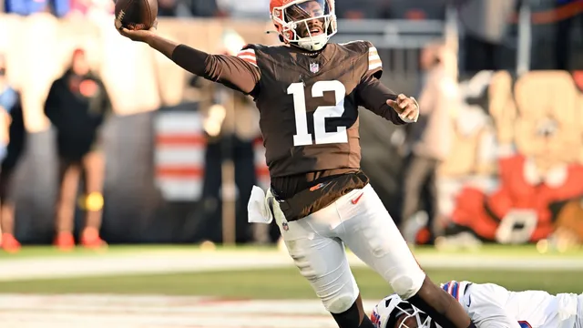 Shedeur Sanders struggles as quarterback for Cleveland Browns amid draft speculation