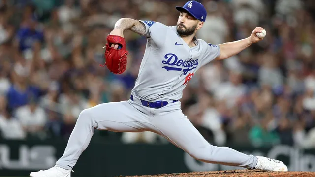 Tanner Scott faces criticism after disappointing season with Dodgers