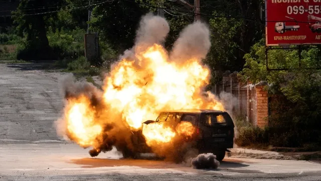 Ukrainian photographer captures devastating drone strike in Kramatorsk
