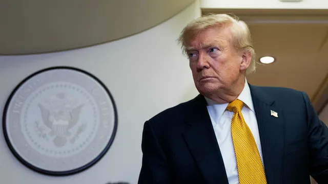 Trump secretly switches planes to escape Iranian threat