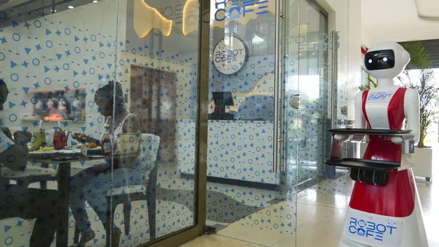Robot waiters debut in Nairobi, sparking labor concerns