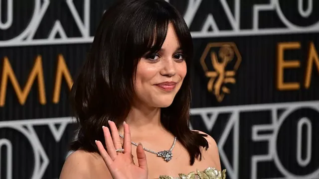 Jenna Ortega and Glen Powell in Secret Project with JJ Abrams
