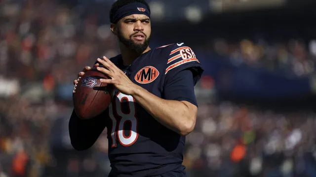 First-place Bears and Eagles clash on Black Friday with 8-3 records