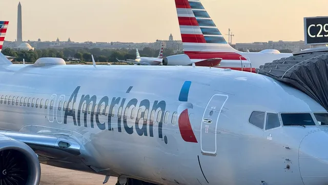 American Airlines braces for delays amid software crisis affecting hundreds of flights