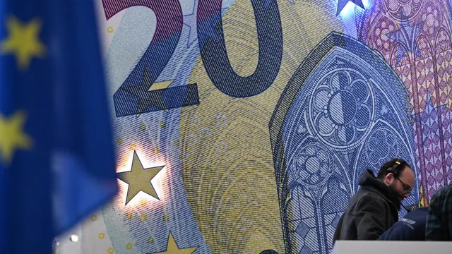 Bank of England maintains interest rates amidst rising inflation concerns