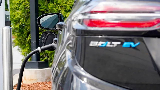GM enables EV owners to sell electricity back to the grid