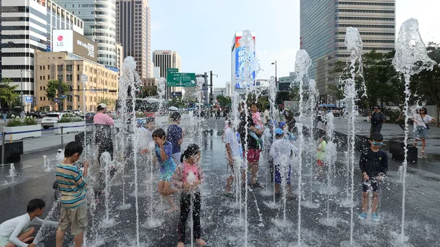 South Korea records highest temperature ever at 42.5 degrees Celsius