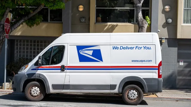 USPS and DHL eCommerce sign unprecedented $10 billion delivery agreement