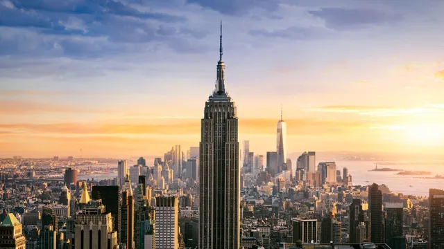 Empire State Building's spire was meant for airship docking