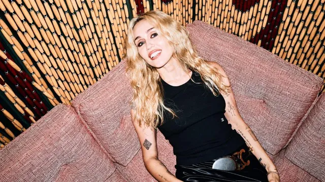 French singer Amanda Lear accuses Miley Cyrus of copying her 1978 song in new track Redlights