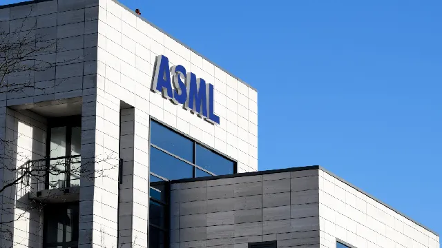 ASML crosses $500 billion market cap after TSMC's positive outlook