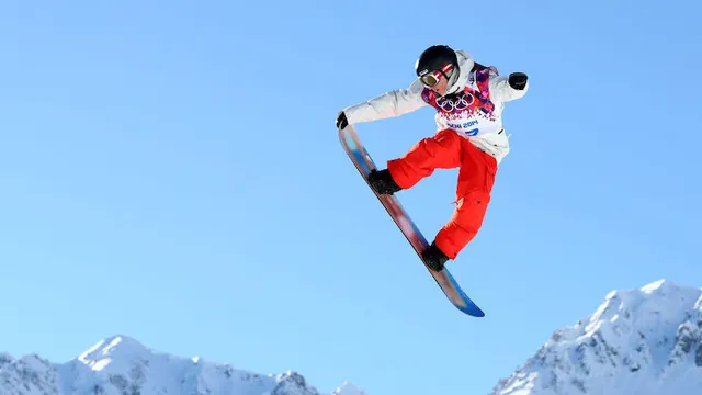 Todd Richards calls men's snowboard final boring live on air