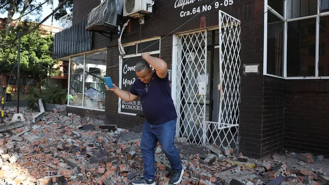 At least 20 dead after powerful earthquake rocks Colombia