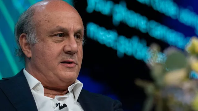 David Siegel warns against closing off AI like the software industry in the 1980s