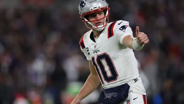 Drake Maye propels Patriots to playoff spot with comeback win