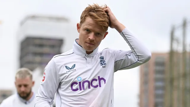 Ollie Pope plays golf at Wentworth amid busy cricket schedule