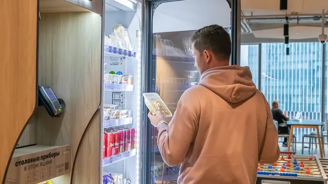 Food theft sparks outrage among naval members at HMAS Cerberus