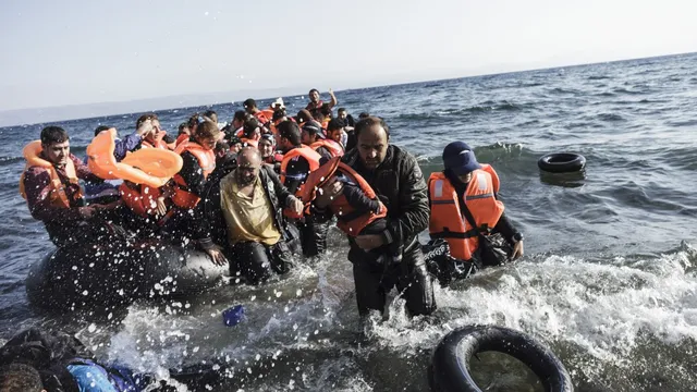 Italian court halts rapid expulsion of asylum seekers under Meloni's migrant plan