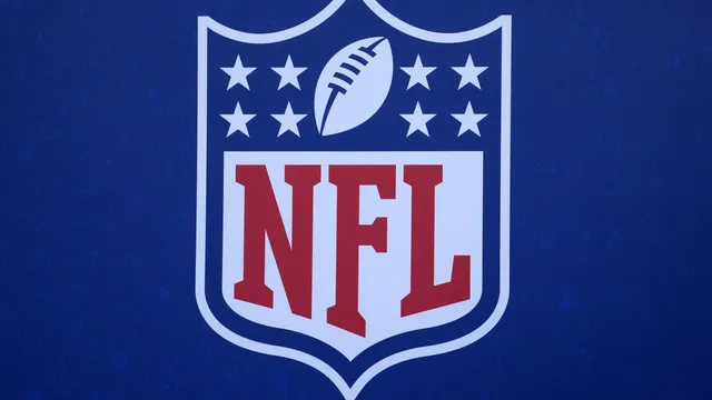 CBS pushes for billion-dollar NFL TV rights deal