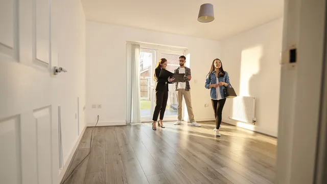 Mortgage costs soar despite Fed's rate cut
