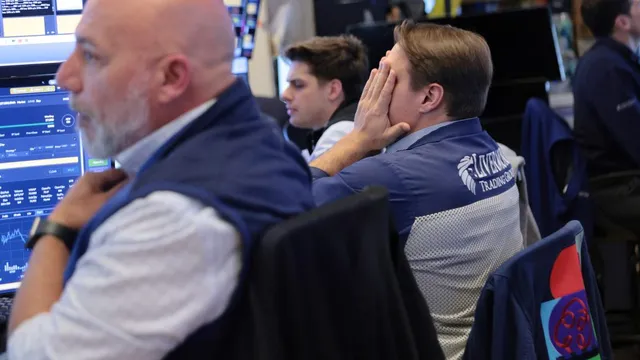 Bank of America warns investors as market indicators flash red