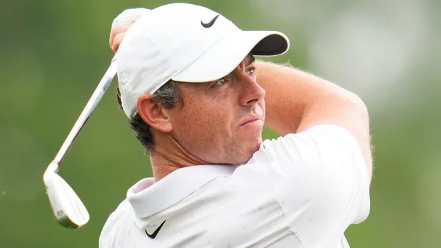 Rory McIlroy struggles with elbow injury ahead of Masters