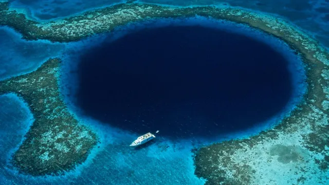 Jacques Cousteau uncovers the secrets of the Great Blue Hole