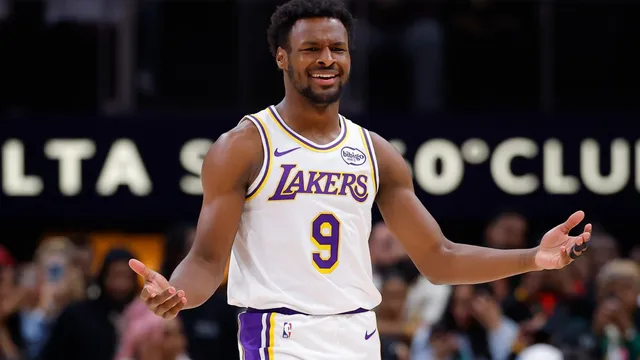 Bronny James rejoins Lakers after G League stint
