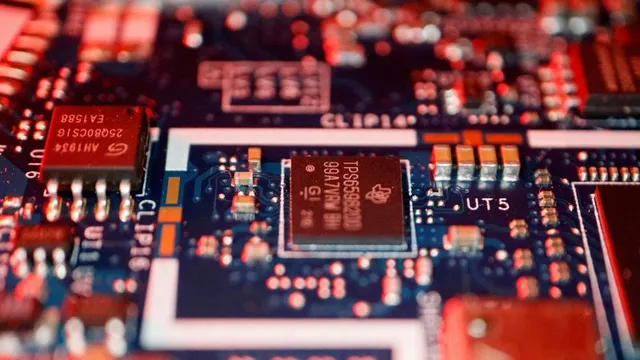 US lifts chip software export restrictions to China