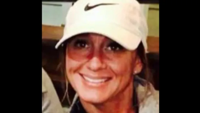 Teen admits to murdering adoptive mother with hammer