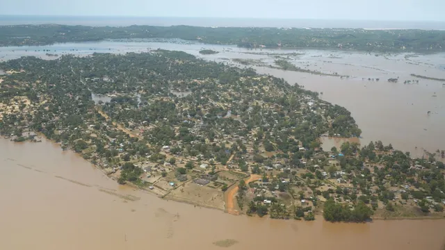 Mozambique flood death toll rises as authorities warn of more bodies