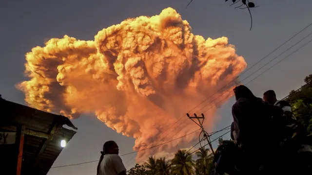 Mount Lewotobi eruption disrupts Bali travel plans
